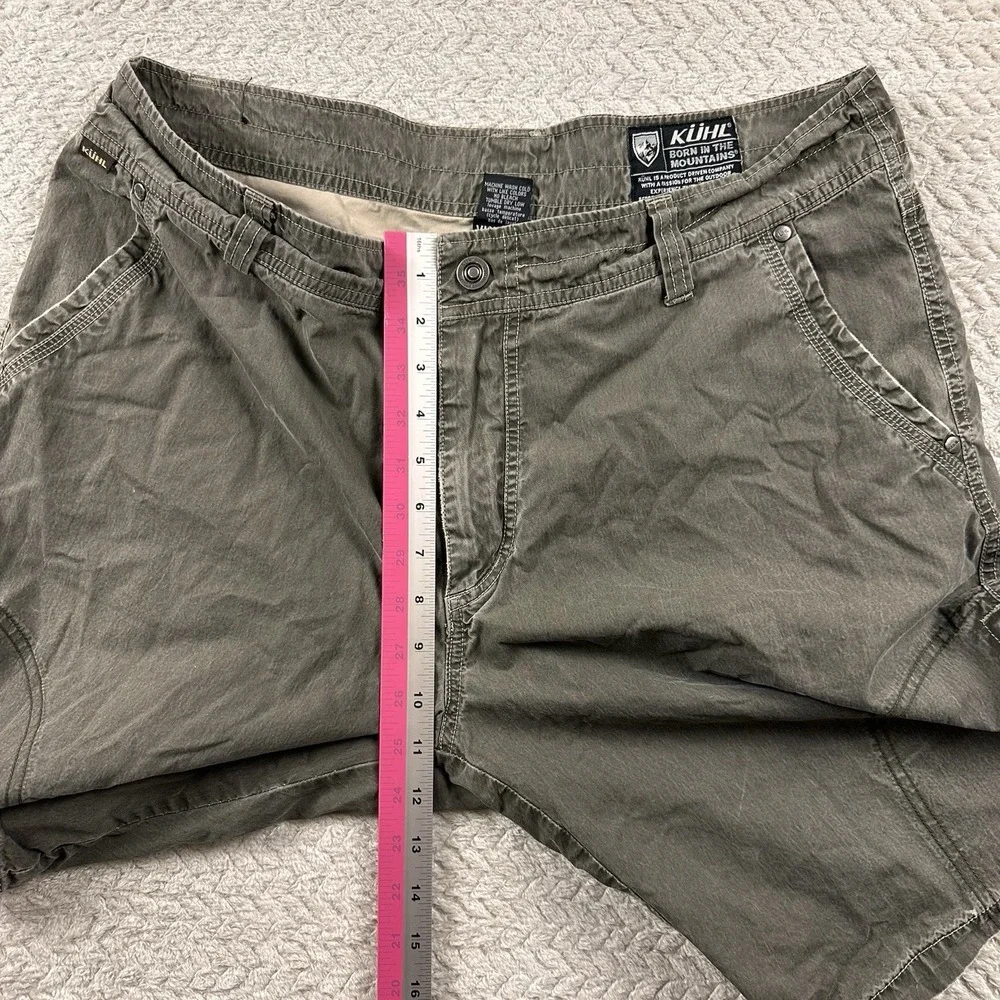 Kuhl Men's Vintage Patina Dye‎ Hiking Shorts Zip Cargo Pockets Size 36 Olive